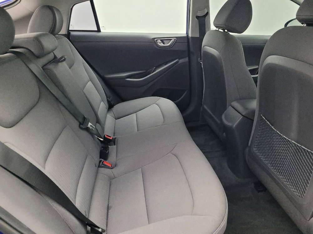 Used 2021 Hyundai Ioniq SE FWD image 19