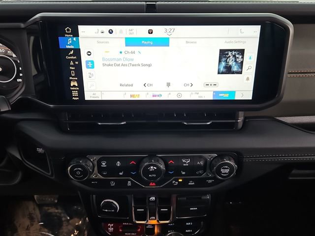 New 2026 Jeep Gladiator Mojave image 13