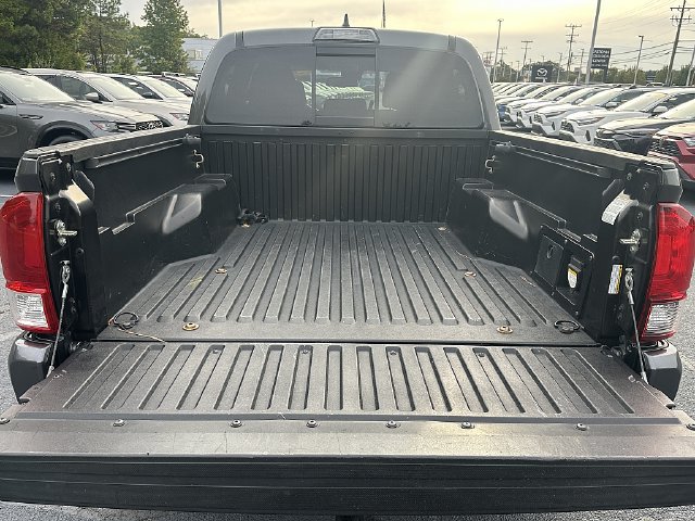 Used 2019 Toyota Tacoma TRD Sport RWD image 14