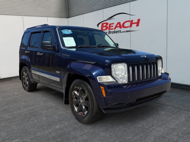 Used 2012 Jeep Liberty Sport AWD/4WD image 3