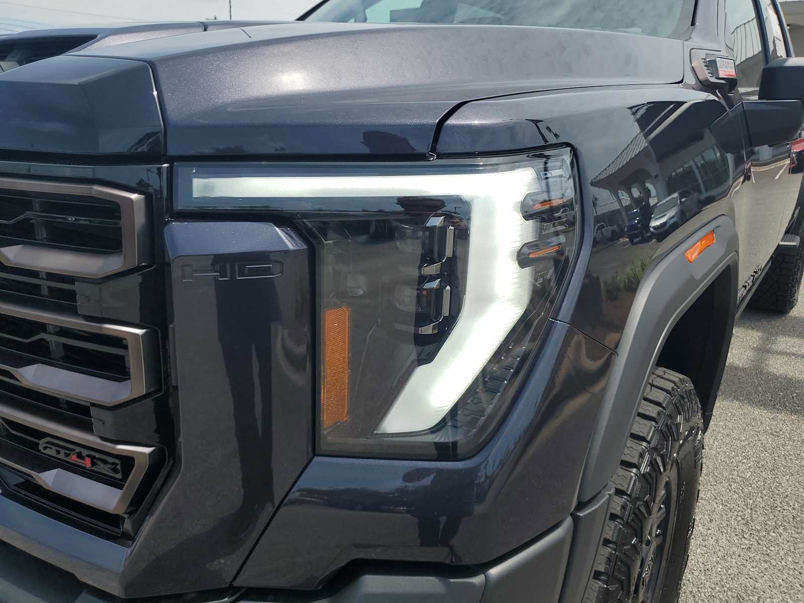 New 2026 GMC Sierra 2500 AT4X w/ AT4X AEV Edition AWD/4WD image 14