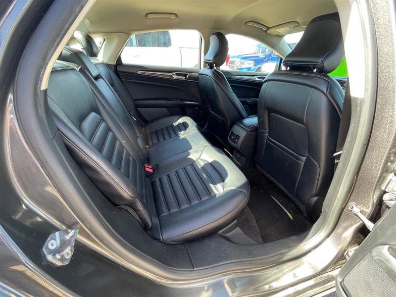 Used 2019 Ford Fusion SEL image 26