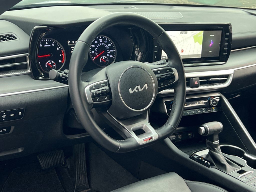 Used 2022 Kia K5 GT-Line image 15