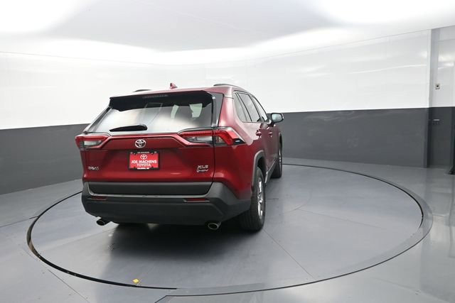 Used 2025 Toyota RAV4 XLE AWD/4WD image 59