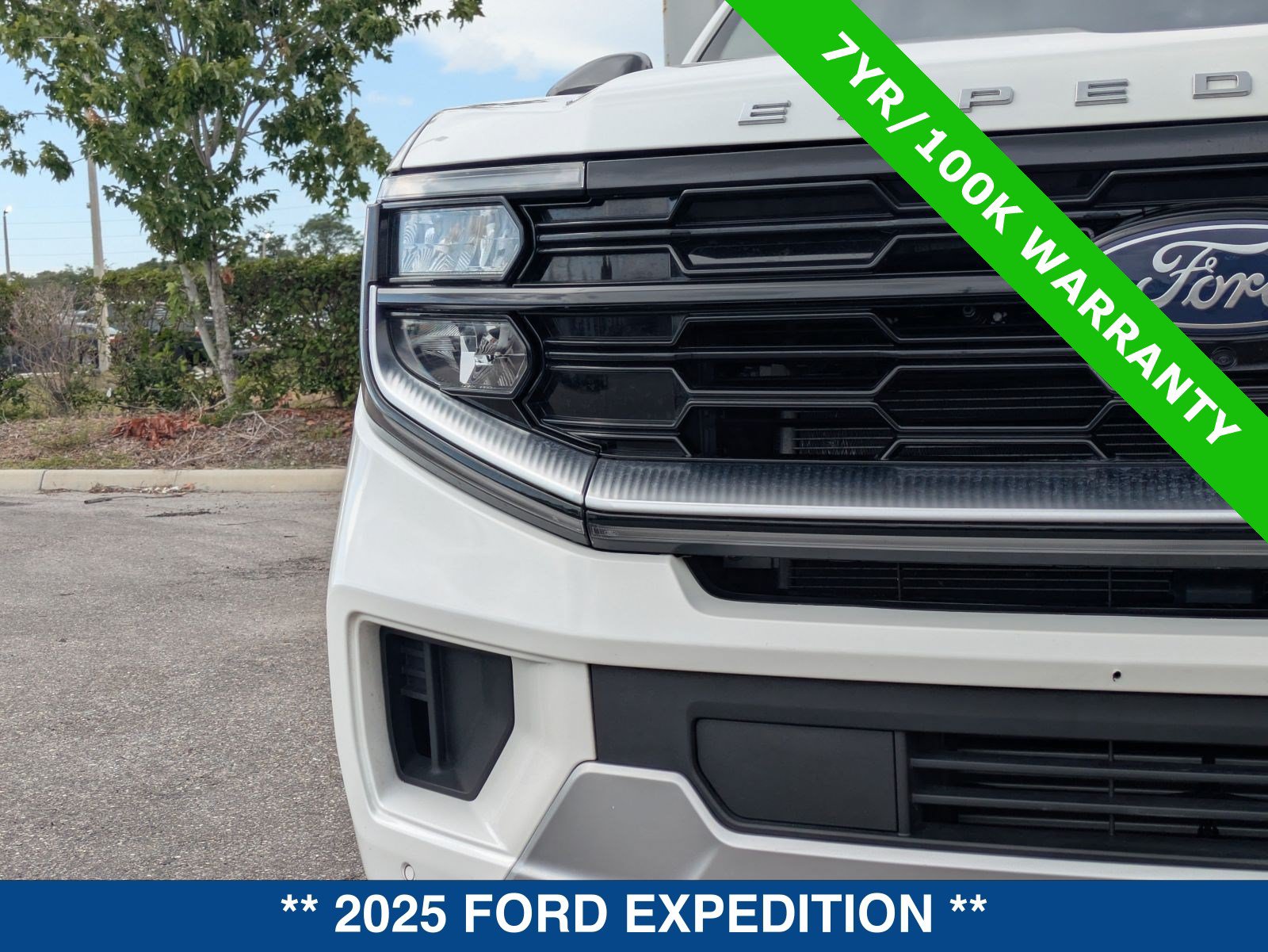 Certified 2025 Ford Expedition Platinum w/ Driver's Package AWD/4WD image 10
