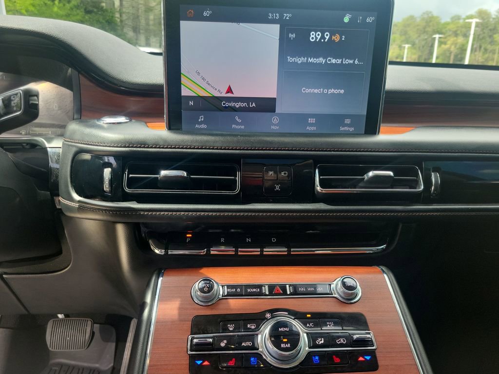 Used 2023 Lincoln Aviator Reserve w/ Equipment Group 201A image 22