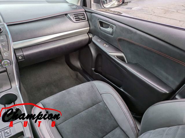 Used 2015 Toyota Camry XSE FWD image 19