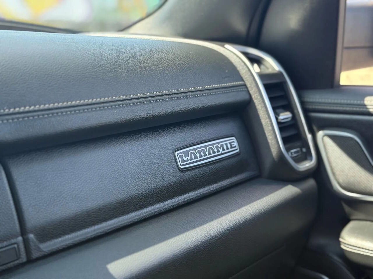 Used 2020 RAM 1500 Laramie image 35