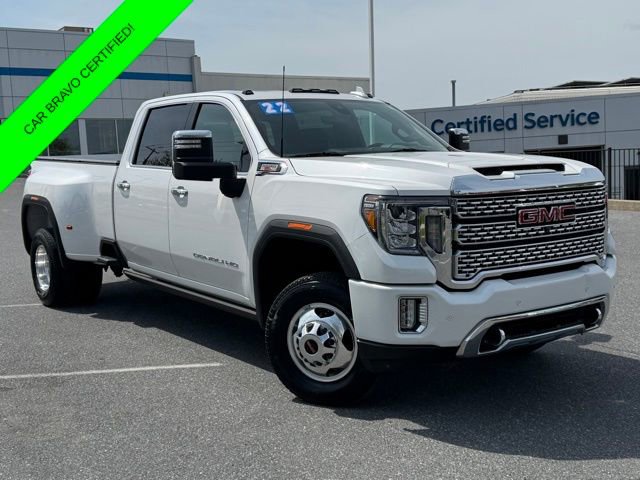 Used 2022 GMC Sierra 3500 Denali w/ Technology Package AWD/4WD image 1