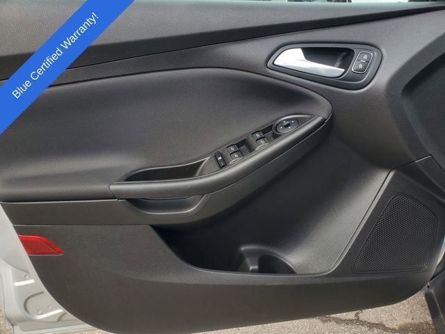 Certified 2018 Ford Focus SE FWD image 7