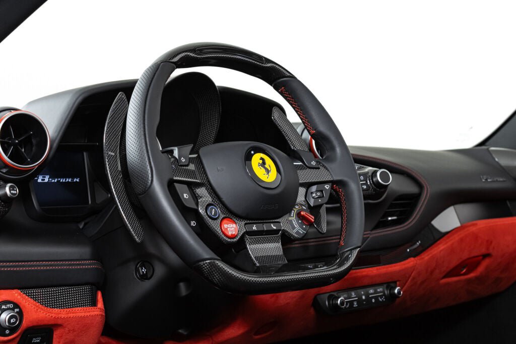 Used 2022 Ferrari F8 Tributo RWD image 29