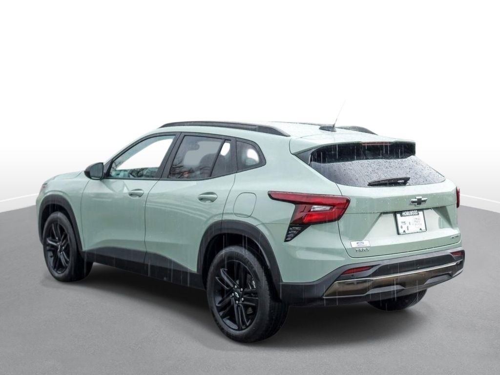 Used 2024 Chevrolet Trax ACTIV w/ Sunroof Package image 6