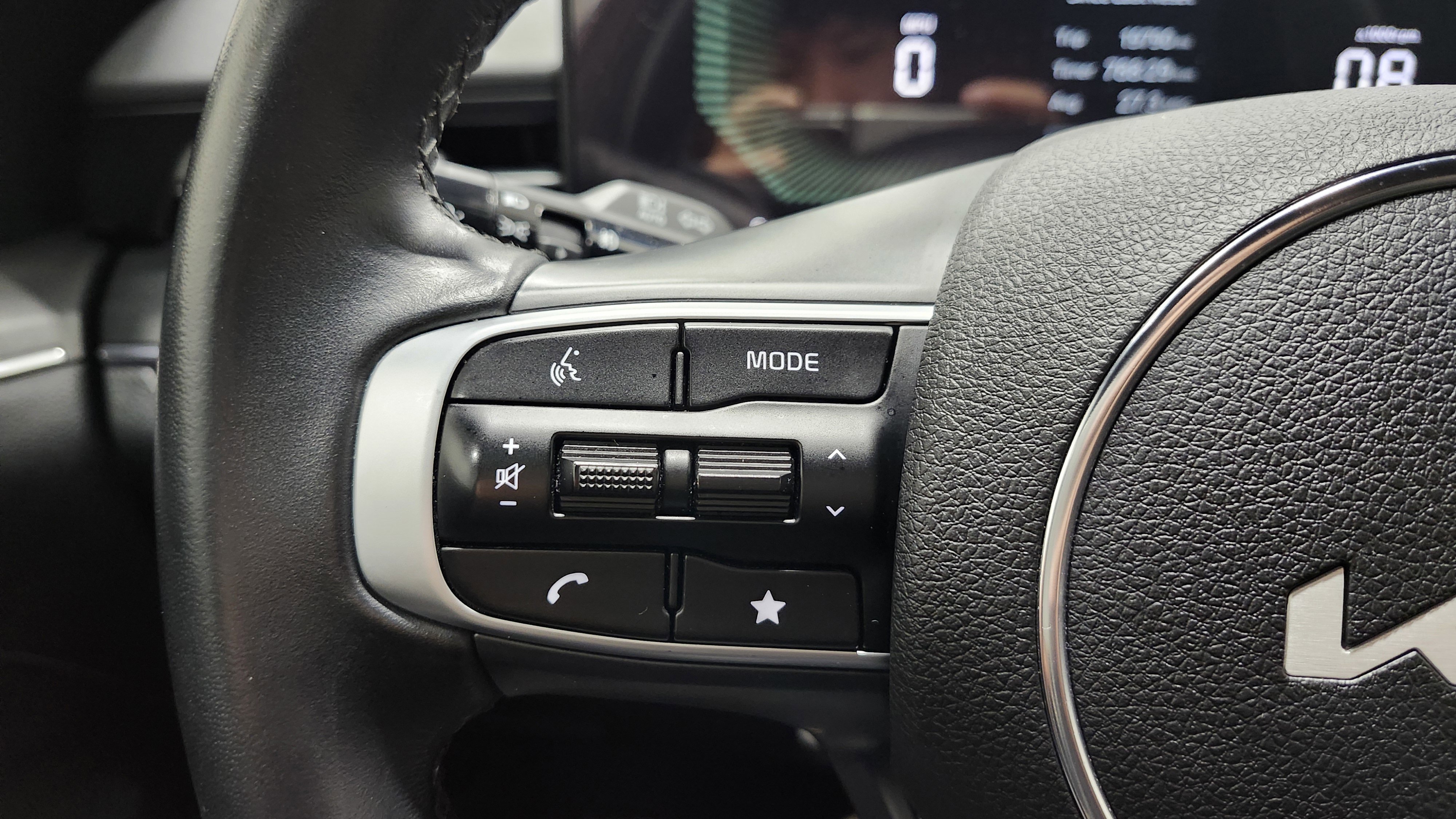 Used 2025 Kia K5 GT-Line image 35