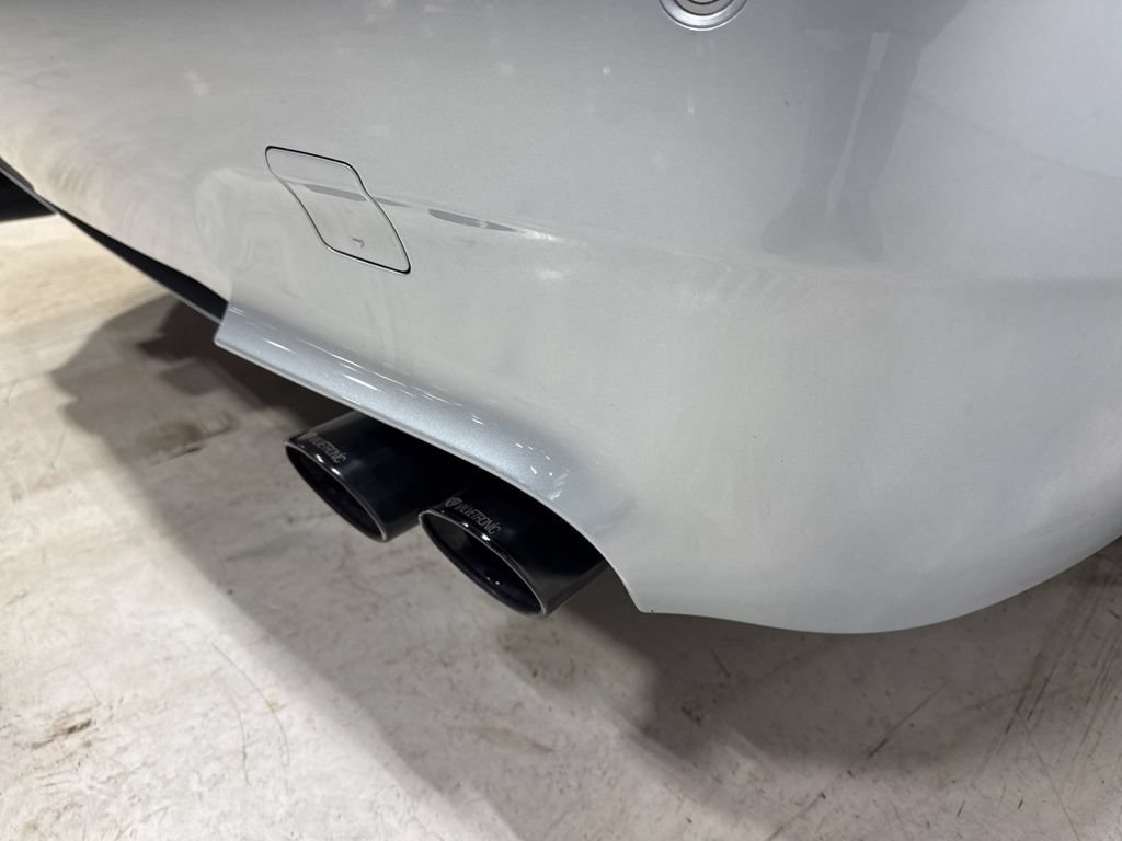 Used 2010 BMW M5 RWD image 16