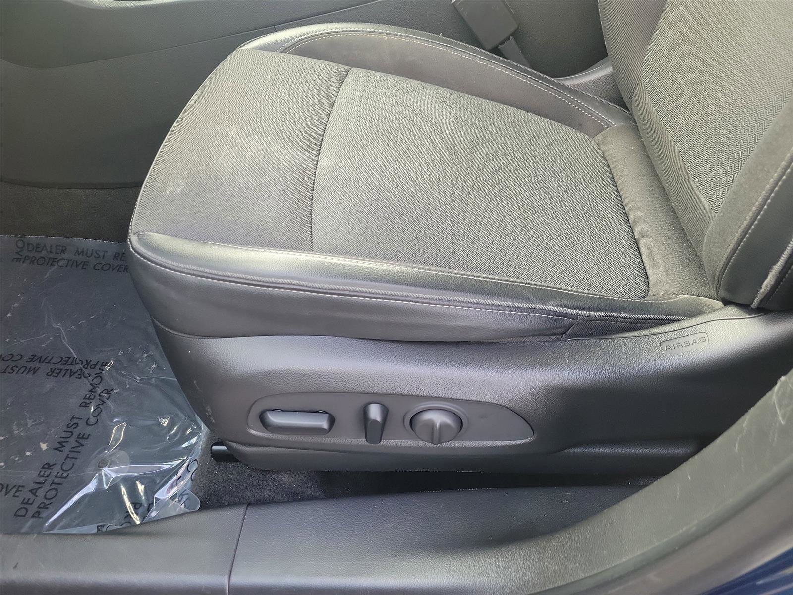 Used 2021 Buick Encore GX Select image 18