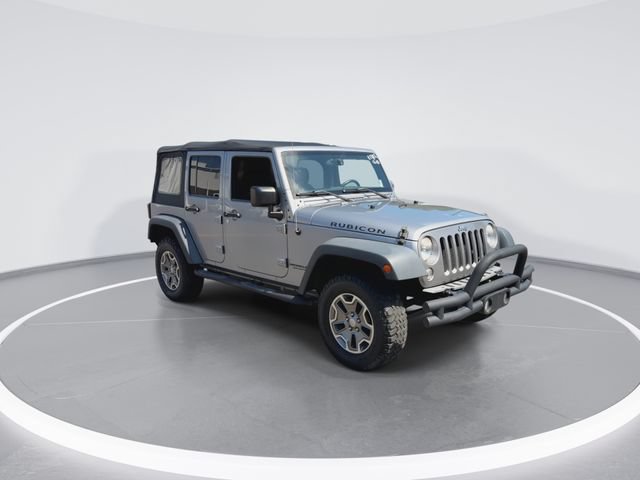 Used 2015 Jeep Wrangler Unlimited Rubicon w/ Connectivity Group AWD/4WD image 2