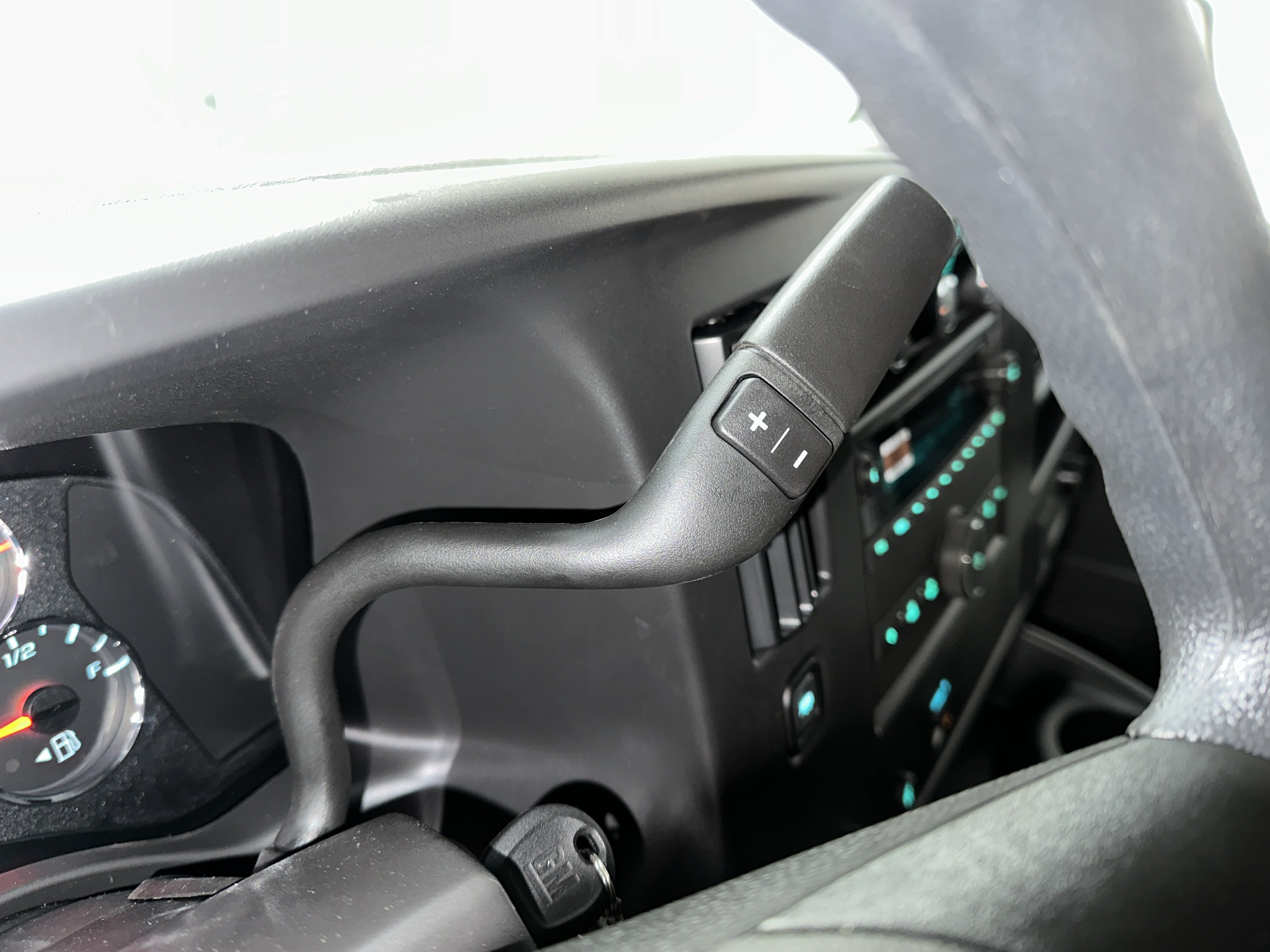 New 2026 Chevrolet Express 2500 w/ Driver Convenience Package RWD image 26