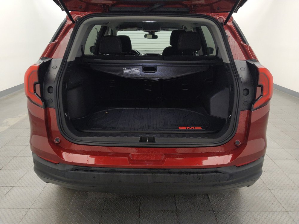 Used 2021 GMC Terrain SLE FWD image 29