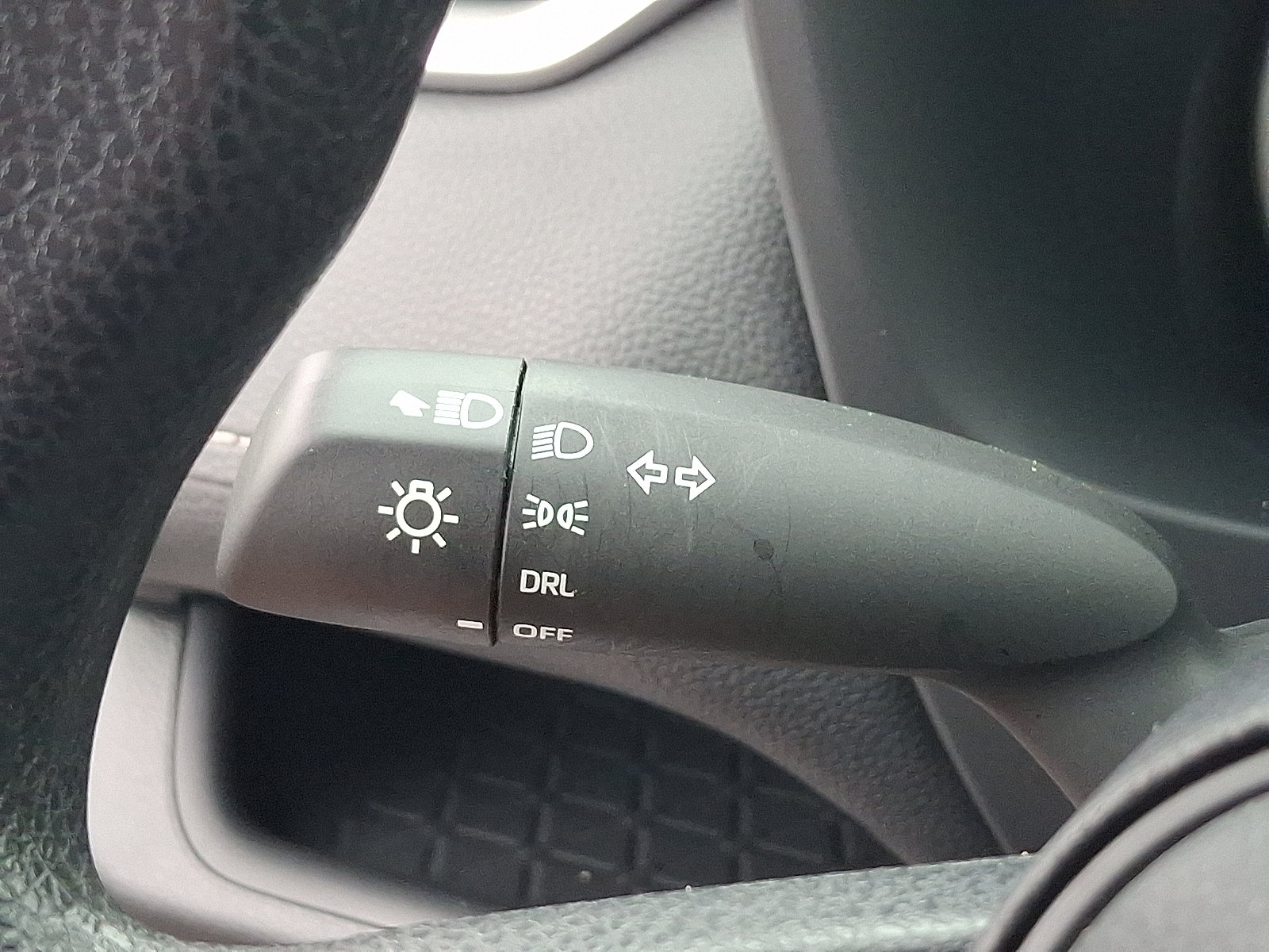 Certified 2025 Toyota RAV4 LE AWD/4WD image 26