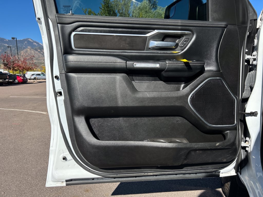 Used 2023 RAM 1500 Laramie AWD/4WD image 30