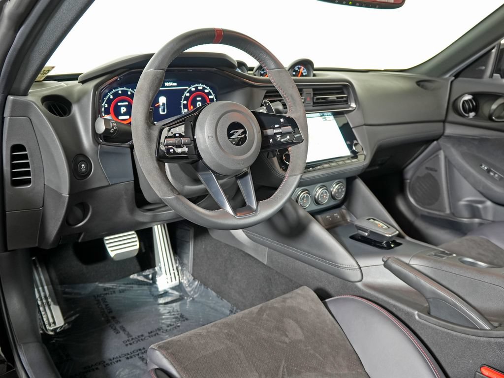 Used 2024 Nissan Z NISMO w/ Floor Mat Package RWD image 4