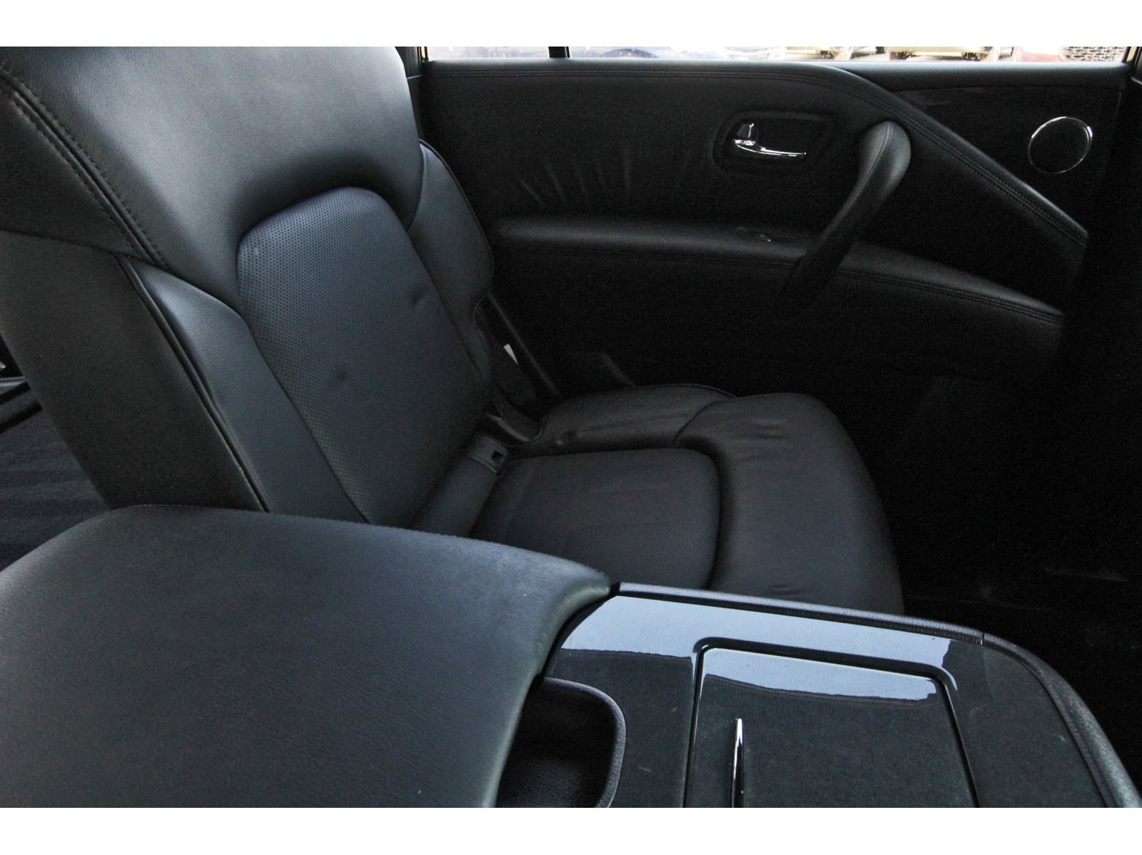 Used 2024 Nissan Armada SL w/ Midnight Edition Package image 15