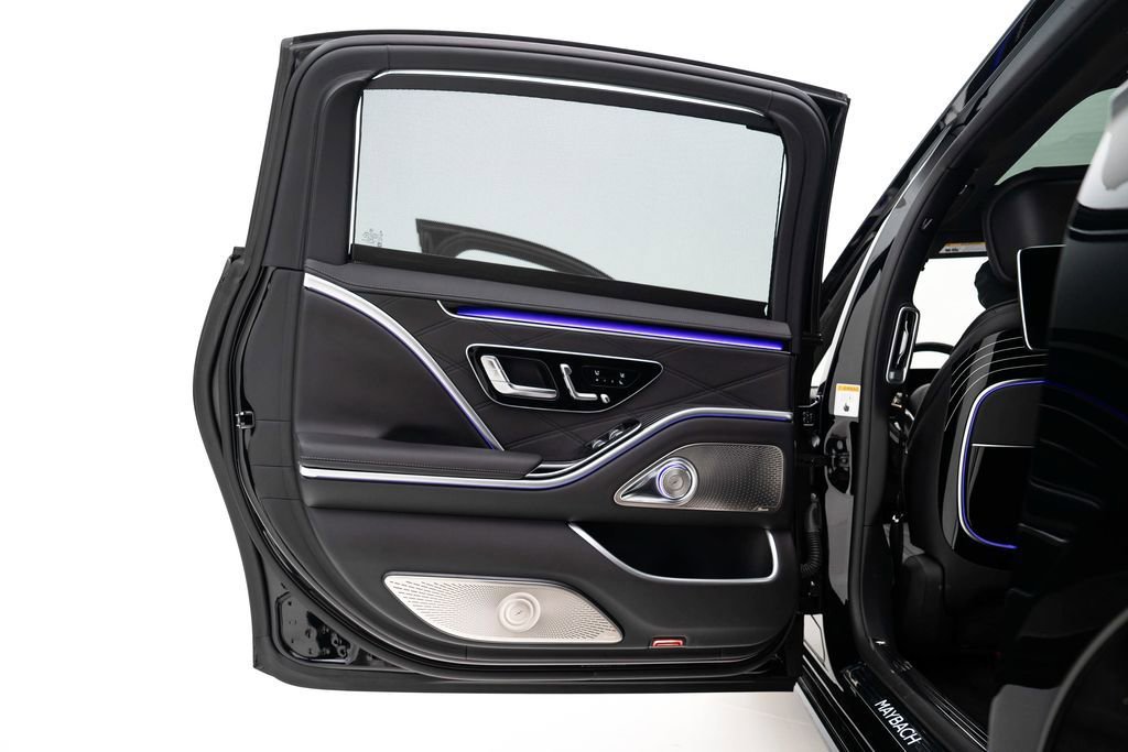 Used 2024 Mercedes-Benz Maybach S 680 4MATIC image 32