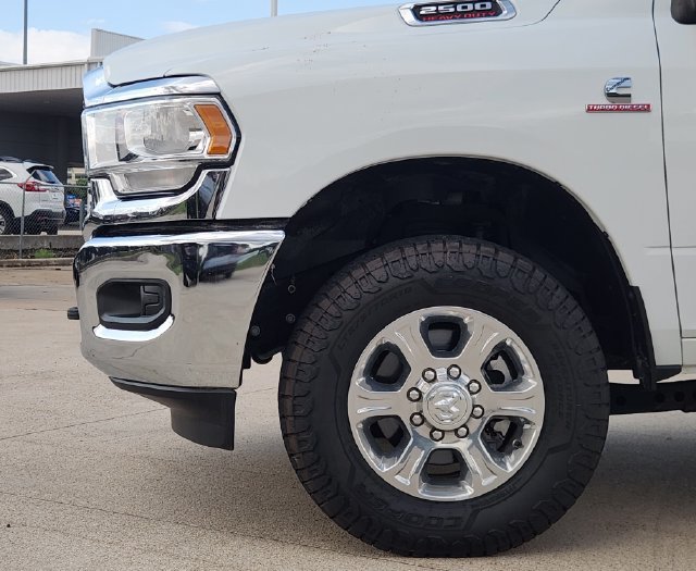 Used 2023 RAM 2500 Big Horn w/ Level 1 Equipment Group AWD/4WD image 8