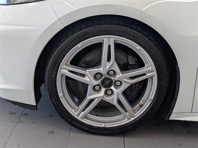 Used 2021 Chevrolet Corvette Stingray Preferred Cpe w/ Z51 Performance Package image 4