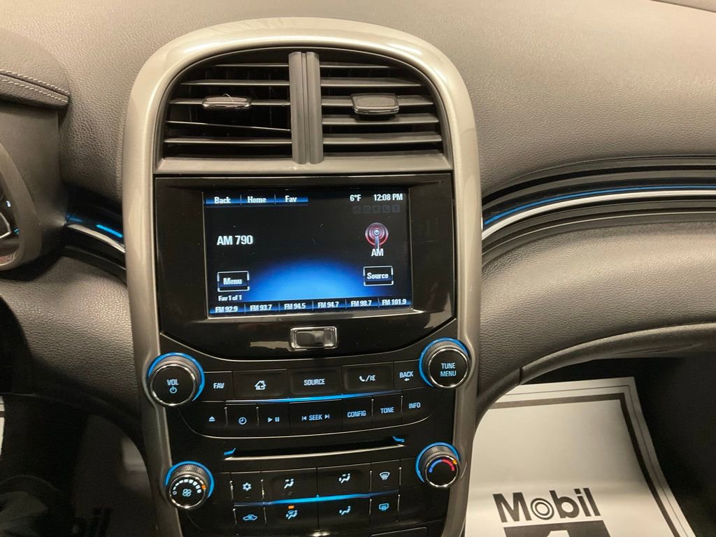 Used 2015 Chevrolet Malibu LT w/ Power Convenience Package image 9