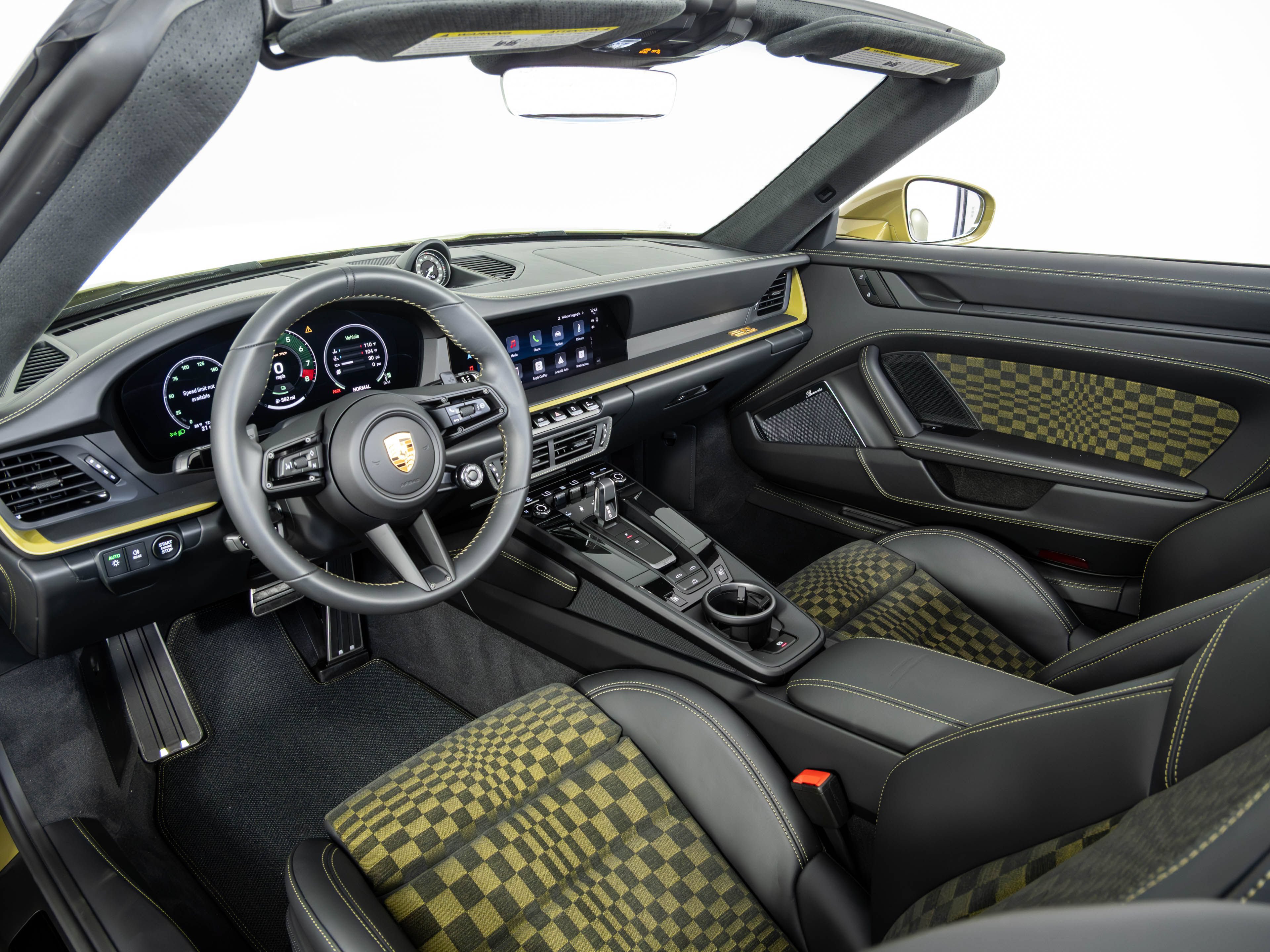 New 2026 Porsche 911 GTS RWD image 4