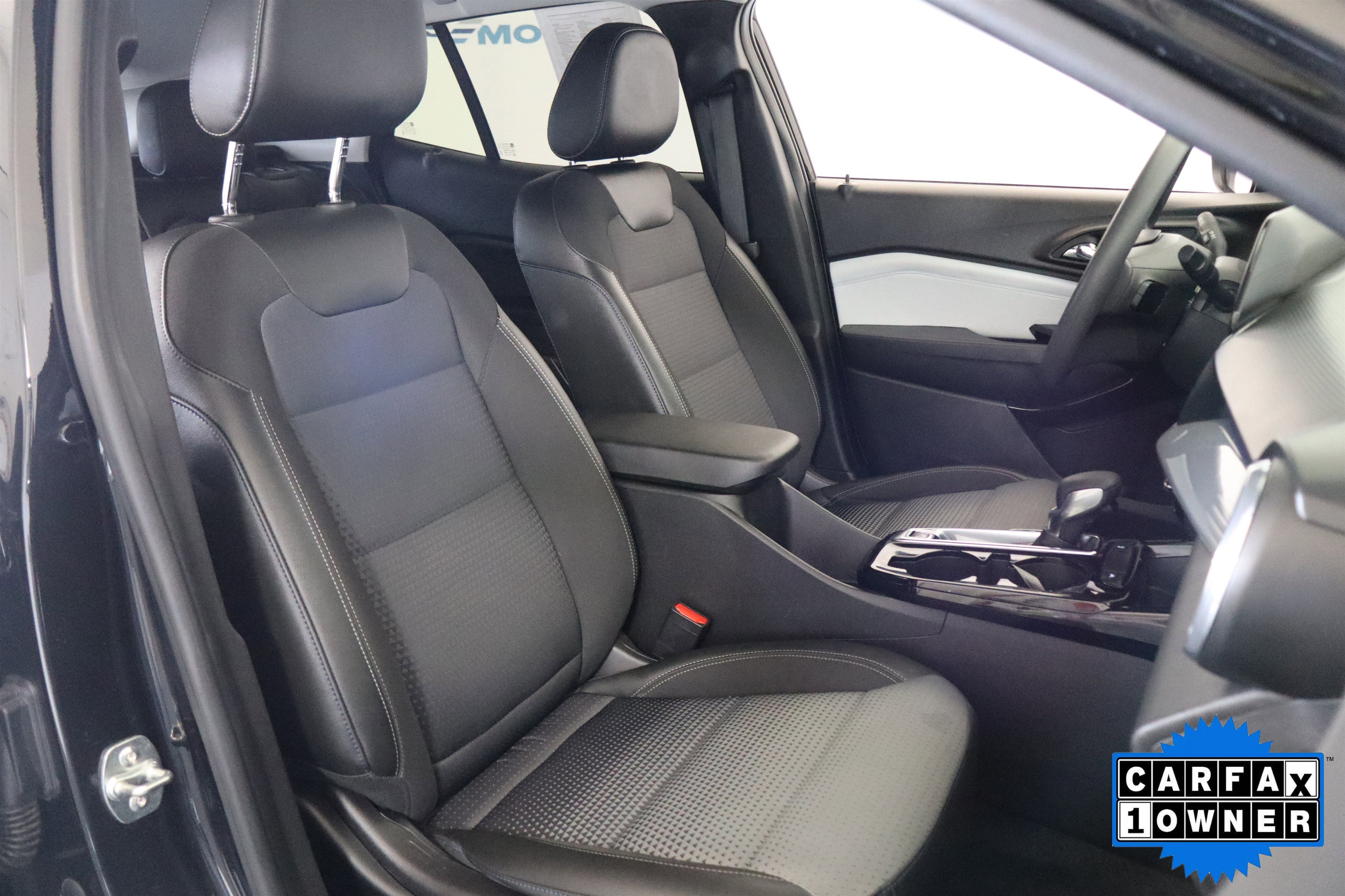 Used 2025 Chevrolet Trax LT image 20