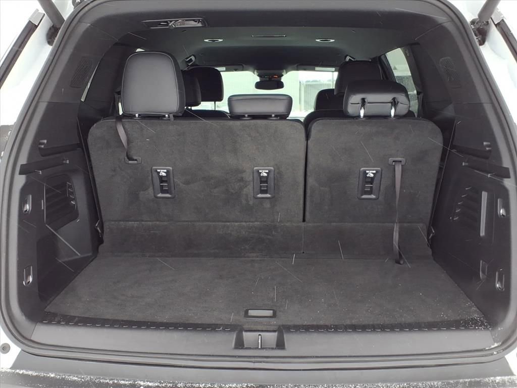 Certified 2024 GMC Acadia AT4 w/ LPO, Floor Liner Package image 20