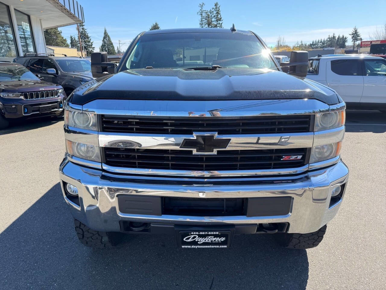 Used 2015 Chevrolet Silverado 2500 LT w/ LT Convenience Package image 12