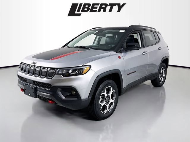 Used 2022 Jeep Compass Trailhawk w/ Sun and Sound Group image 3