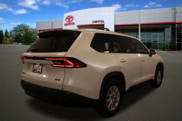 Certified 2025 Toyota Grand Highlander AWD Hybrid image 4