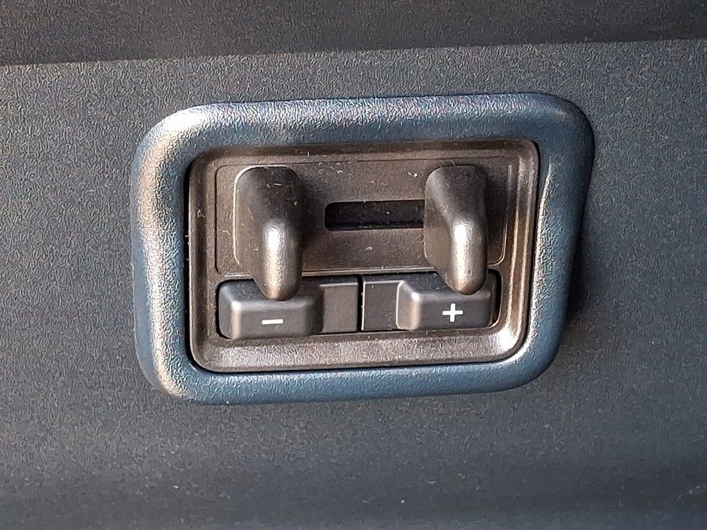 Used 2025 Ford Maverick XLT w/ XLT Luxury Package image 27