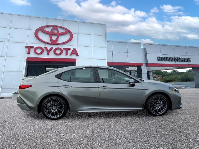 New 2026 Toyota Camry XSE AWD/4WD image 2