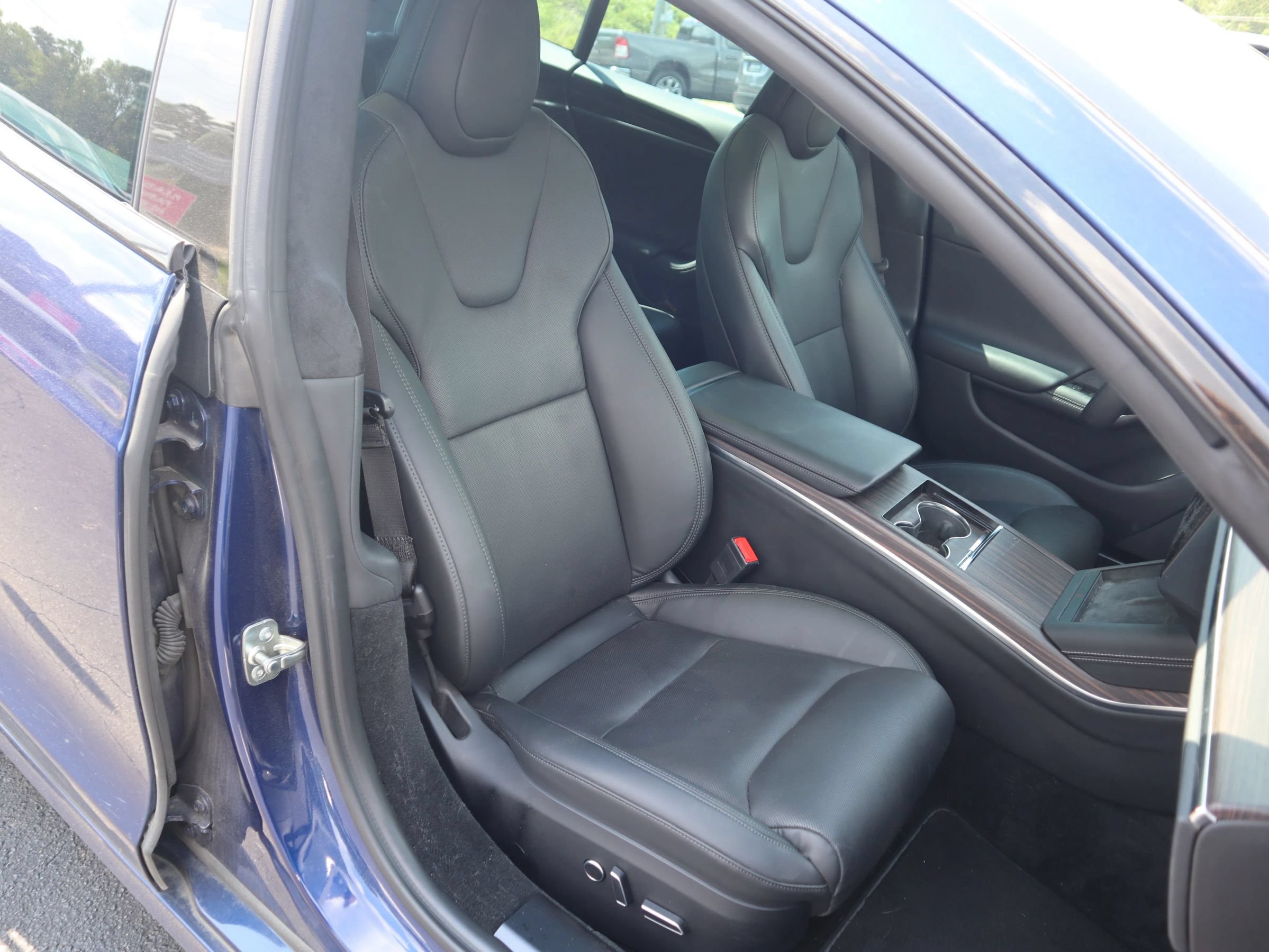 Used 2023 Tesla Model S Standard Range AWD/4WD image 5