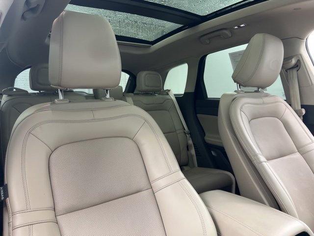 Certified 2022 Lincoln Corsair AWD w/ Premium Package image 25