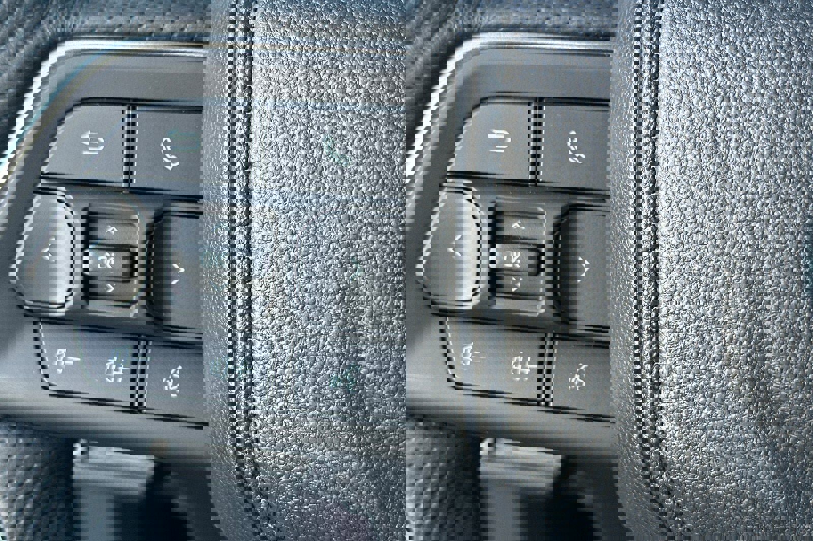 New 2025 Toyota Tacoma TRD Off-Road image 28