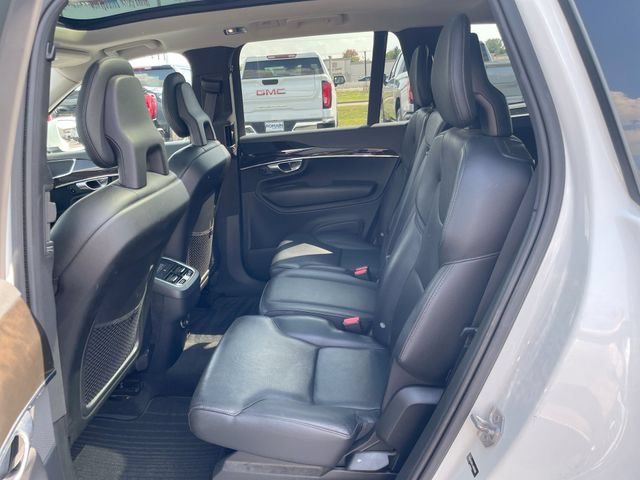 Used 2018 Volvo XC90 T6 Momentum w/ Momentum Plus Package AWD/4WD image 12