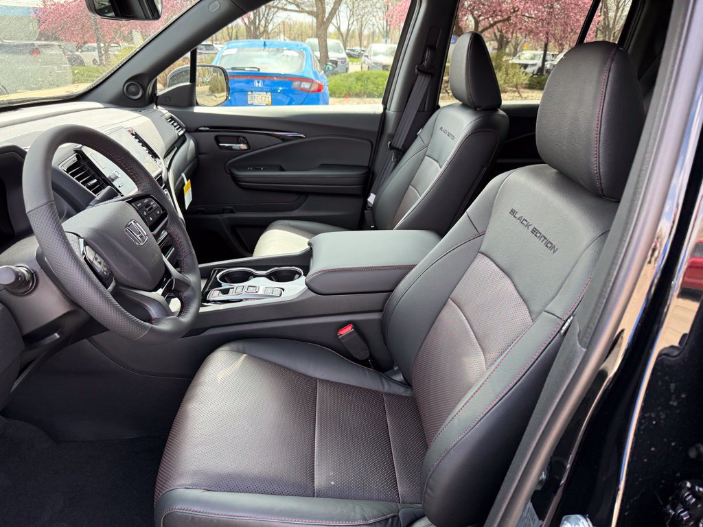 New 2026 Honda Ridgeline Black Edition image 13