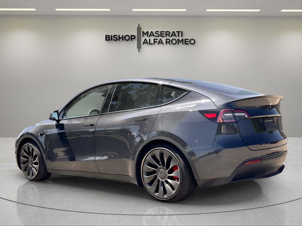 Used 2024 Tesla Model Y Performance image 4