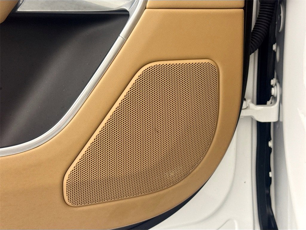 Used 2023 Land Rover Range Rover SE image 19