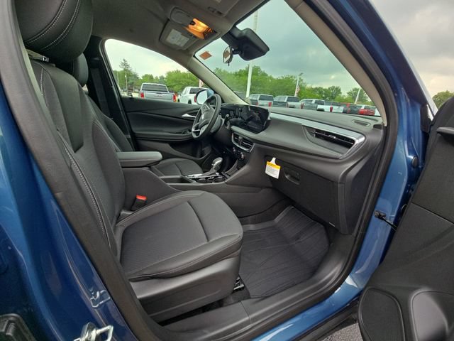 New 2026 Buick Encore GX Preferred w/ Comfort Package FWD image 28