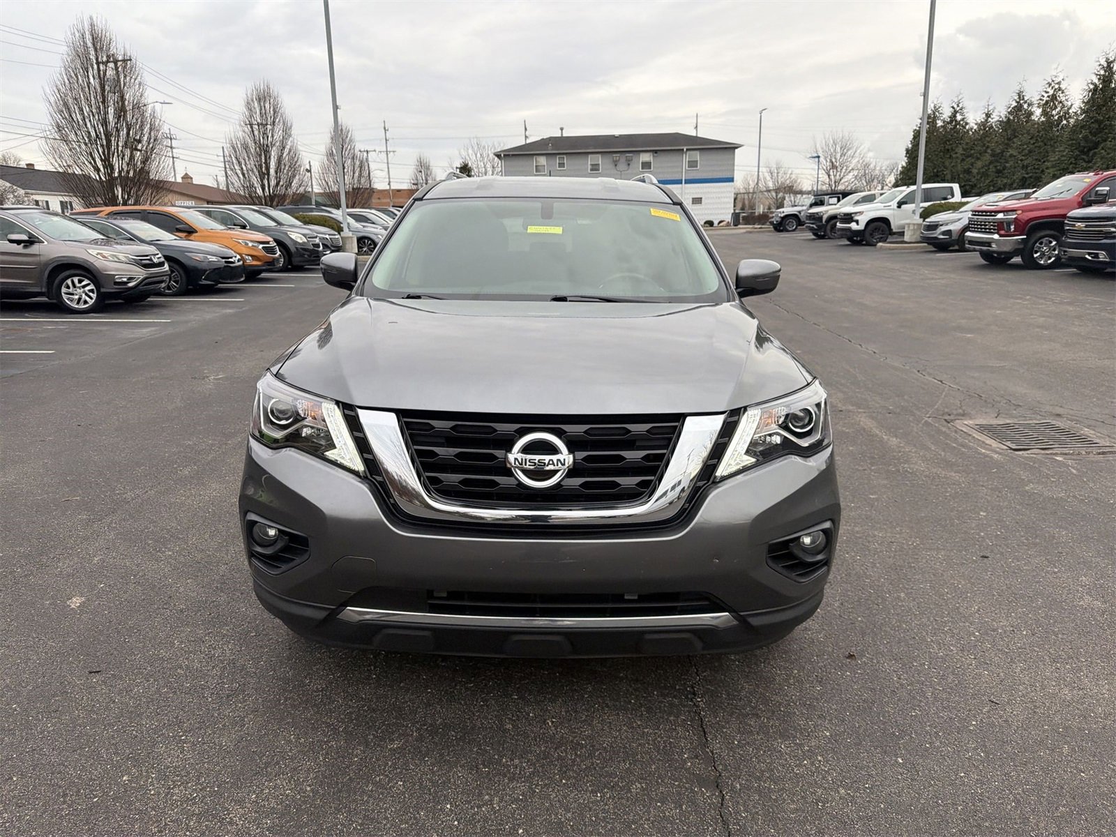 Used 2018 Nissan Pathfinder SV w/ Cargo Package image 3