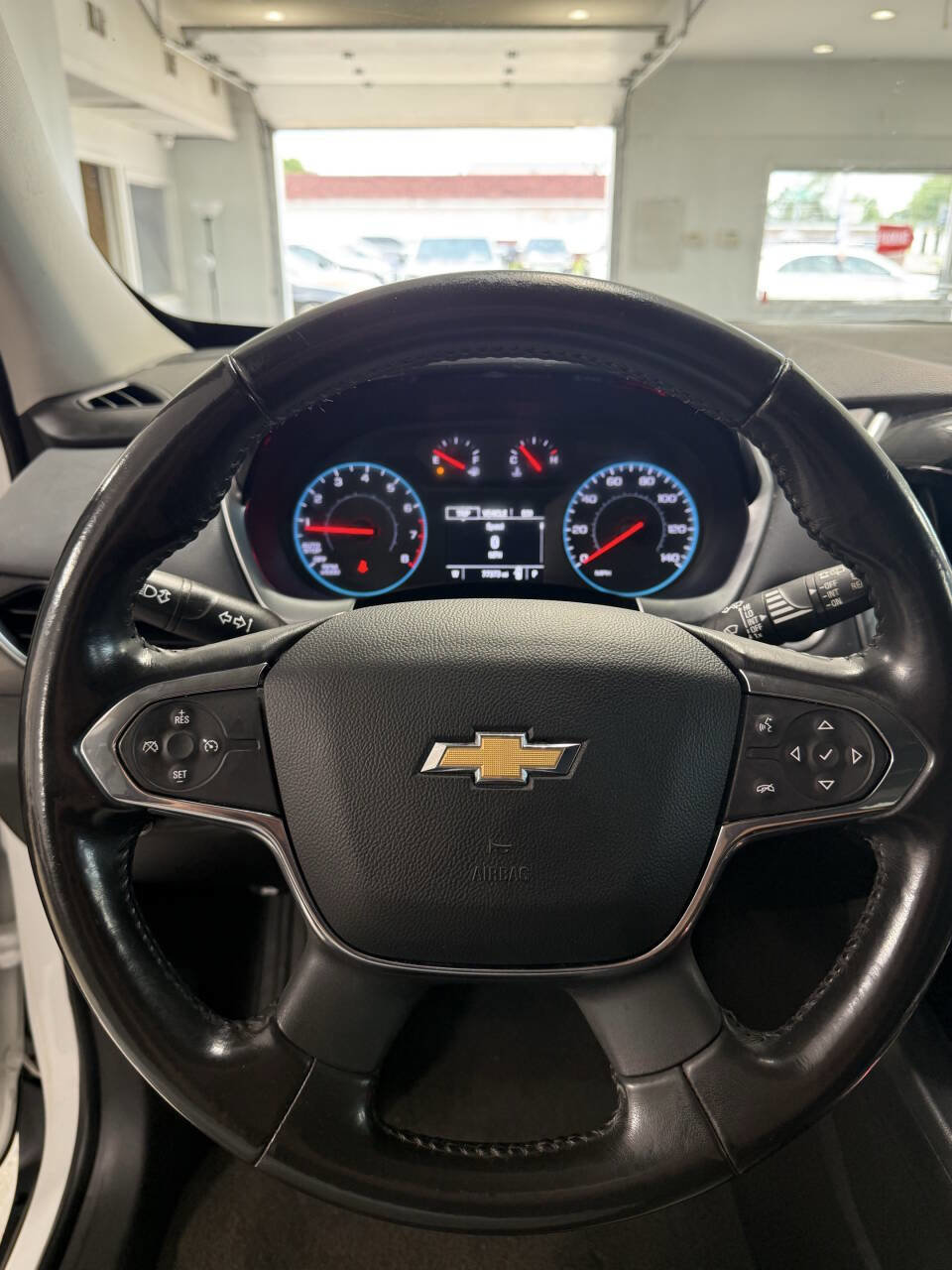 Used 2019 Chevrolet Traverse LT w/ LPO, Cargo Package FWD image 10