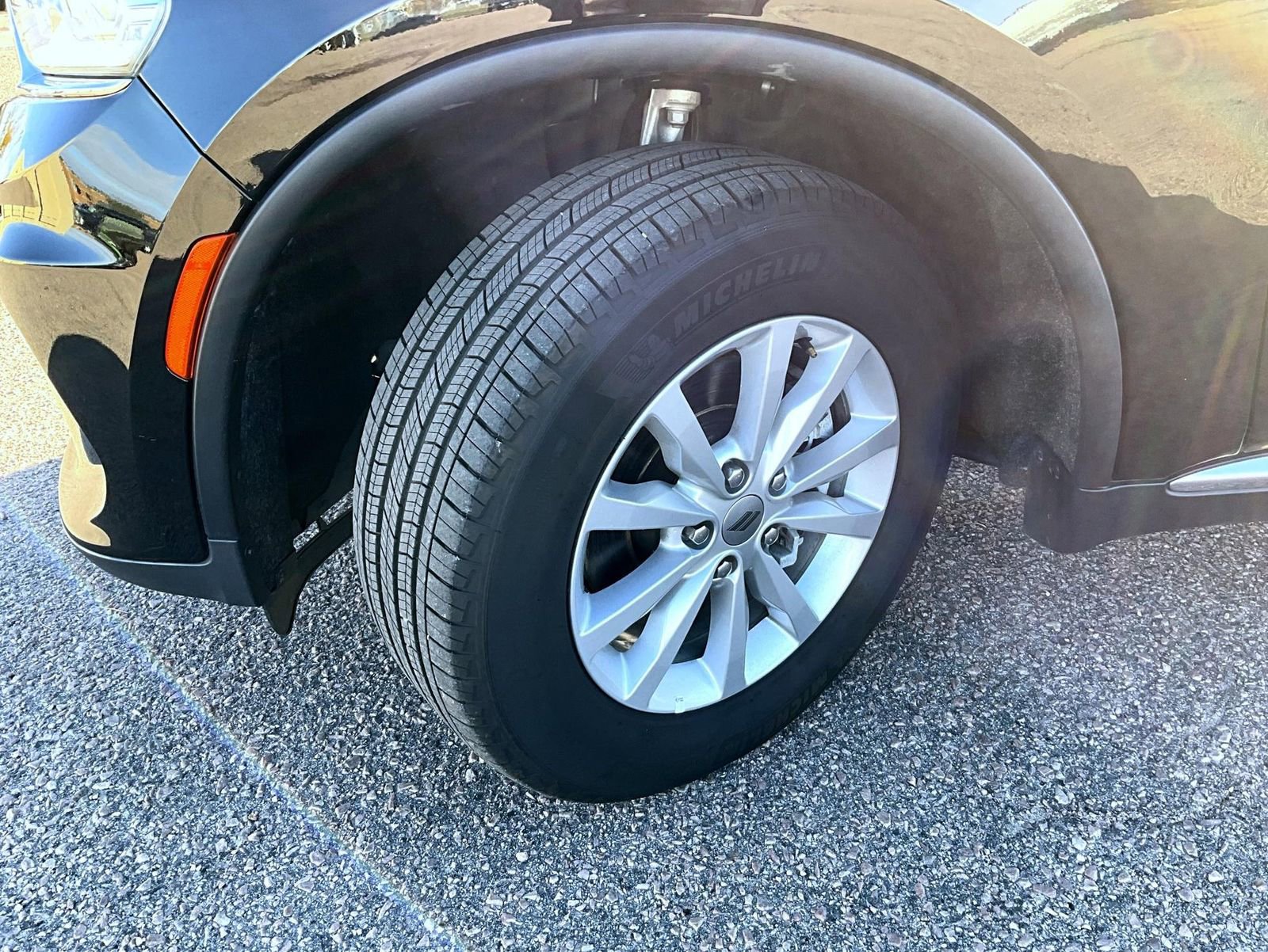 Certified 2024 Dodge Durango SXT image 23