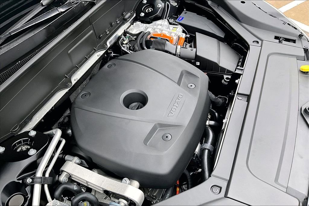 New 2026 Volvo XC90 T8 Core w/ Protection Package Premier image 39